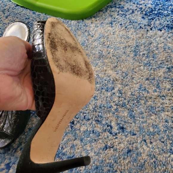 Saks Fifth Ave snake leather slide heel - Picture 4 of 4